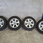 Gebruikte wintervelgenset nokian 235/65/17